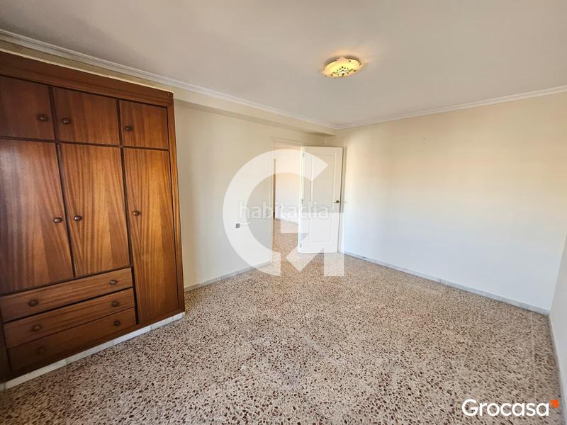 Foto aa143f8c-6e16-42a6-b06a-48b0896ef3f4. Appartement dans Avenida de Abril-9 de Octubre Sagunt