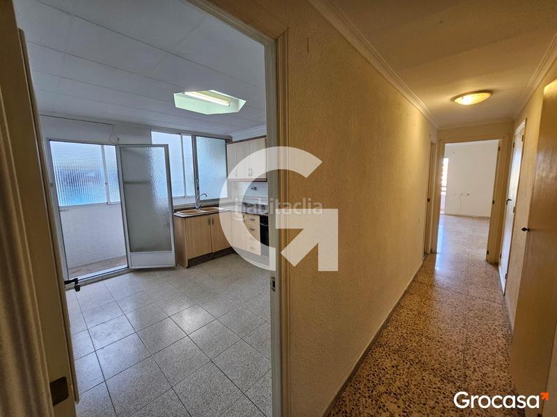 Foto d7a5adf4-f3f4-4808-9096-74c32fcf9b3c. Appartement dans Avenida de Abril-9 de Octubre Sagunt