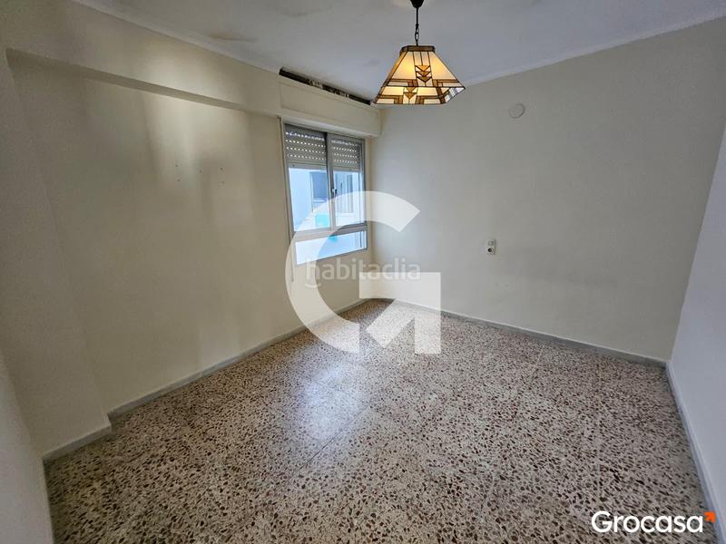 Foto d887ebf0-39e5-4afc-8b7f-944a154bf476. Appartement dans Avenida de Abril-9 de Octubre Sagunt