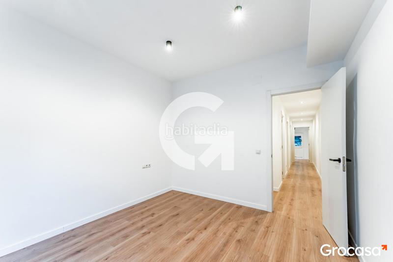 Foto 1759d0f7-76ba-427d-b48d-011f797058aa. Appartement dans Sants Barcelona