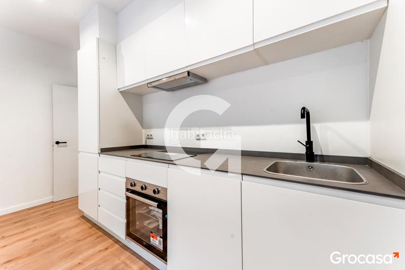 Foto 5ecbd947-5da6-4cbe-baf4-21bdbe79bf9d. Appartement dans Sants Barcelona