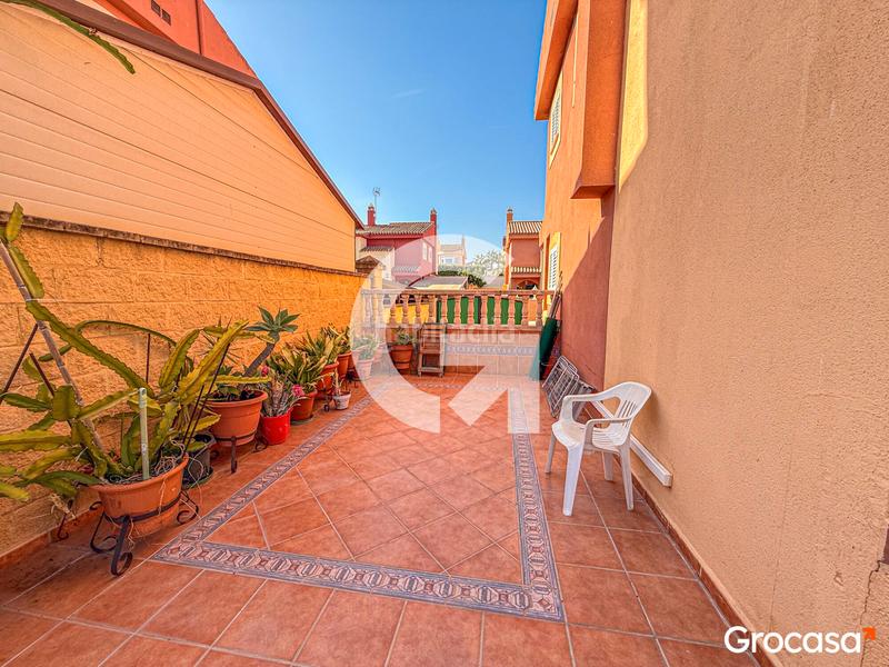 Foto be9c57d5-a7f7-4810-a810-984ef0ff0c85. Casa con parcheggio piscina in El Tomillar Torre del Mar