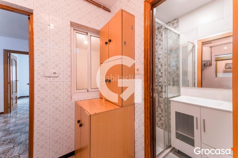 Foto df4ba0c7-e225-44ed-8d89-58b97ba7865b. Pis amb calefacció a Can Vidalet Esplugues de Llobregat