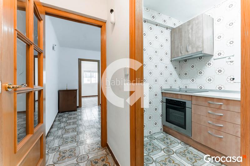 Foto eb68a24c-8592-4850-b748-636aff0b990e. Pis amb calefacció a Can Vidalet Esplugues de Llobregat