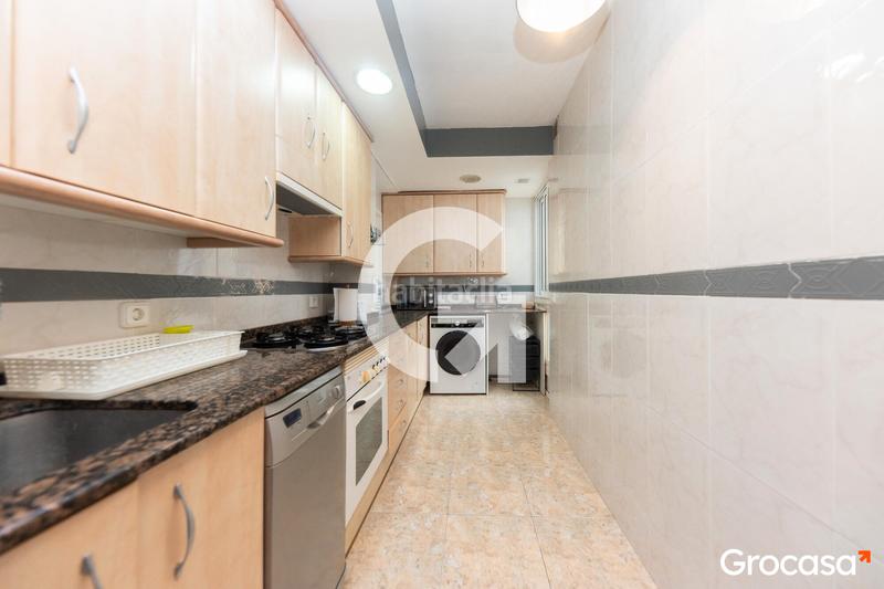 Foto b0ad1762-ea21-4807-825f-b6ae9b4dbc10. Piso  luminoso y con vestidor! en Vilamarina Viladecans