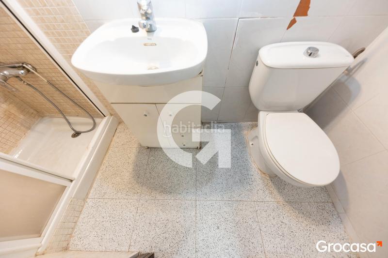 Foto 2cc9d68c-d10e-4739-a3dc-cc33c7686519. Maison jumelée avec chauffage parking dans Vinyets-Molí Vell Sant Boi de Llobregat