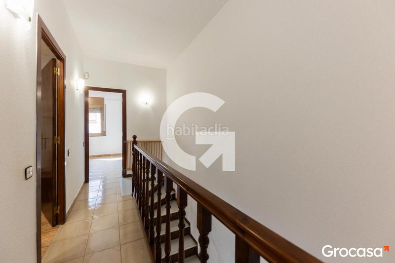 Foto 3c966105-21b6-455f-ba19-d72c4e94827a. Maison jumelée avec chauffage parking dans Vinyets-Molí Vell Sant Boi de Llobregat