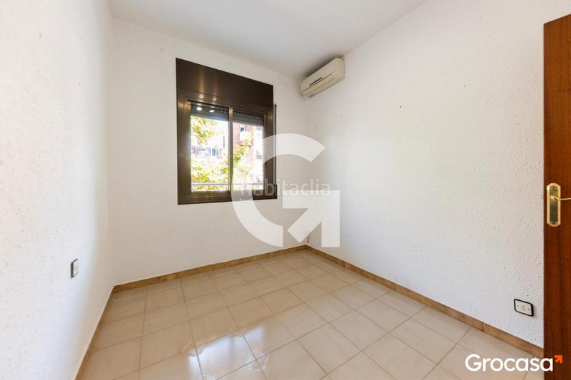 Foto 80eebb83-bdae-41ec-a0d2-4e597125329d. Maison jumelée avec chauffage parking dans Vinyets-Molí Vell Sant Boi de Llobregat