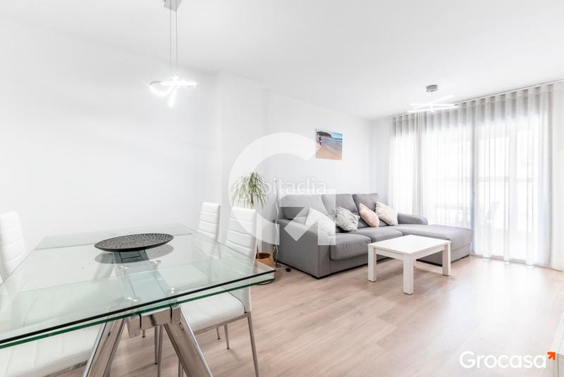 Foto 00ee2288-d68a-4cbb-b9d3-bc466fb239e1. Appartamento con riscaldamento parcheggio piscina in Sant Feliu de Llobregat