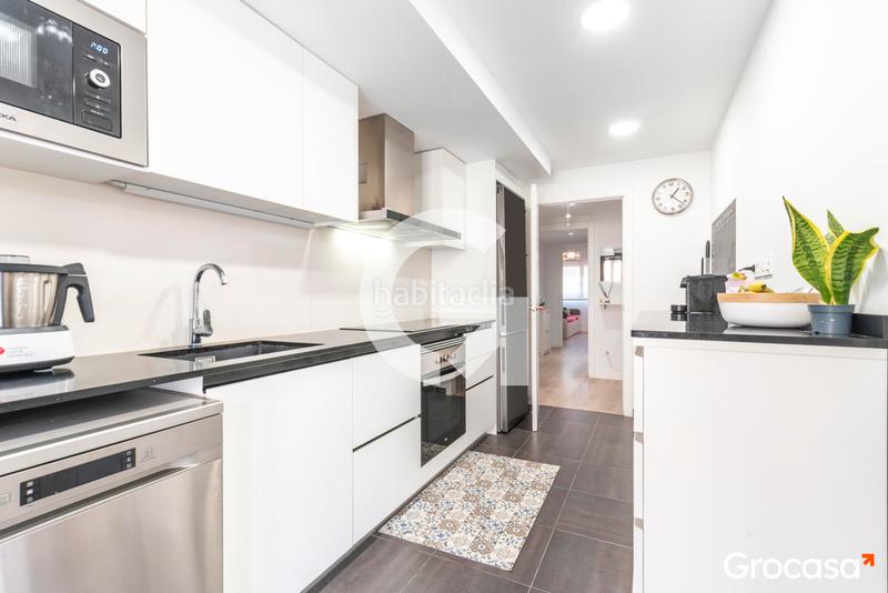 Foto e85c9e38-c746-4e53-9acc-ffa1109106b8. Appartamento con riscaldamento parcheggio piscina in Sant Feliu de Llobregat