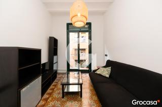 Piso  Cl arc del teatre. Piso con encanto en el sur de el raval de 58m