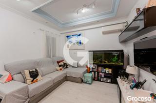 Etagenwohnung in Estruch-Eixample. Piso en jardines de la paz