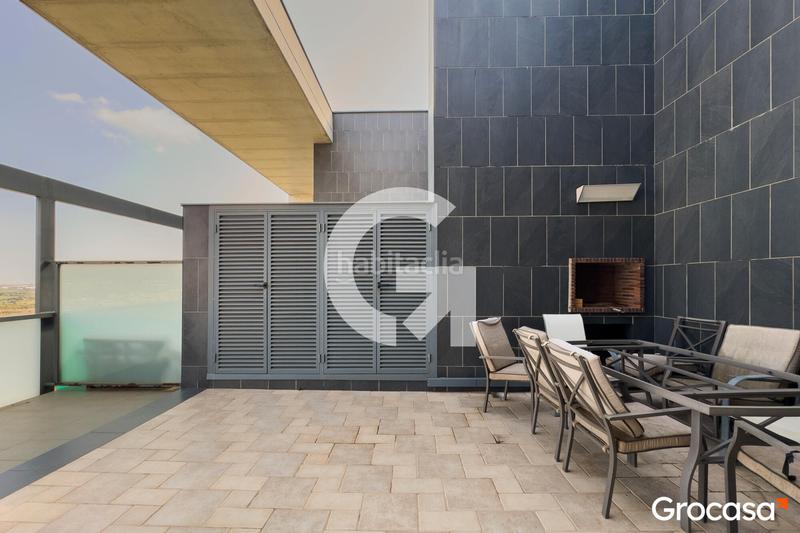 Foto 4fe1118f-c80b-4ea4-a746-c52b181be57a. Àtic amb calefacció aparcament piscina a Vilamarina Viladecans