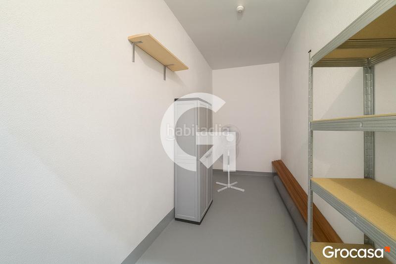 Foto 7a21706e-36c6-45e5-9af6-284808389952. Àtic amb calefacció aparcament piscina a Vilamarina Viladecans