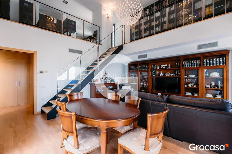 Foto a1c067c2-eaa6-40be-b67b-966cdedffadc. Àtic amb calefacció aparcament piscina a Vilamarina Viladecans