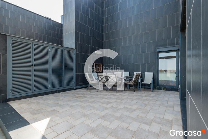 Foto d39719e6-c8ef-4a74-ac28-112a3a367ed2. Àtic amb calefacció aparcament piscina a Vilamarina Viladecans