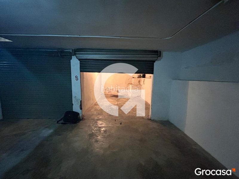 Foto c8e1f523-2a38-4492-a62b-e59b3c4a7026. Parking coche parking cerrado centro del puerto en Sagunt