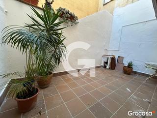 Planta baixa  Cl jaume salvador. Planta baja con terraza en calella