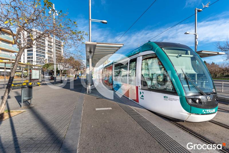 Foto f64fb6ce-3cb5-43b7-8730-ec2cc444dc91. Pis a La Salut Sant Feliu de Llobregat