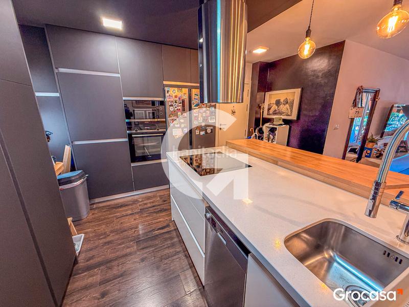 Foto 4b2d8e2a-e5ff-4f26-a223-8ab543a93ae6. Pis a Centro Torre del Mar