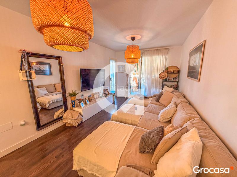 Foto 99cb9ded-9588-44f3-9e9a-f042cfb5106c. Pis a Centro Torre del Mar