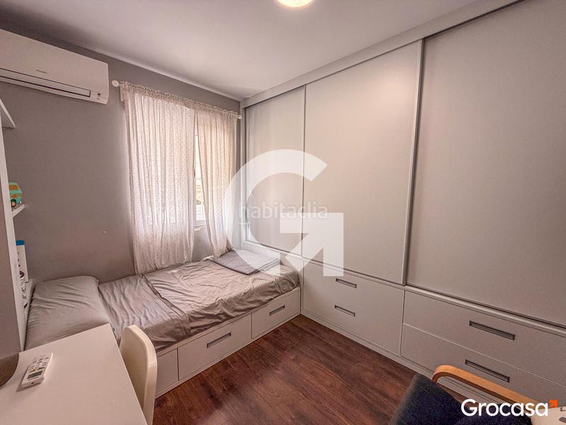 Foto b76baaf6-1d31-4398-be81-c07524048e9f. Pis a Centro Torre del Mar