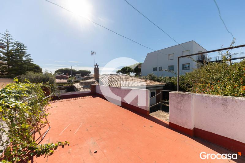 Foto 0e0a9310-61fc-49d8-8ec6-30625bdef61c. Chalet con riscaldamento parcheggio in Granvía-Mar Castelldefels