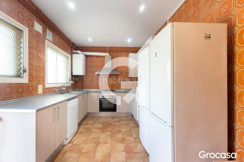 Foto 691e8b65-f1c3-4165-89f8-ad46f25524f6. Chalet con riscaldamento parcheggio in Granvía-Mar Castelldefels