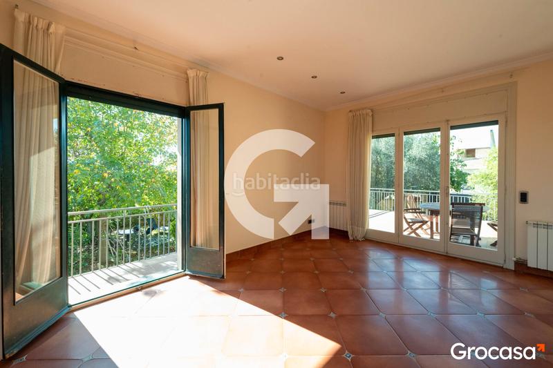 Foto 11c3a497-5d20-4227-b9e1-bbb6e086a009. Chalet con riscaldamento parcheggio piscina in Urbanitzacions Mataró