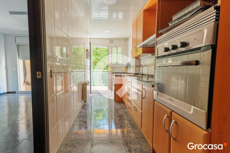 Foto 111e4872-474c-4c61-923e-fa6795f0f148. Appartamento con riscaldamento parcheggio in Les Arenes - La Grípia - Can Montllor Terrassa