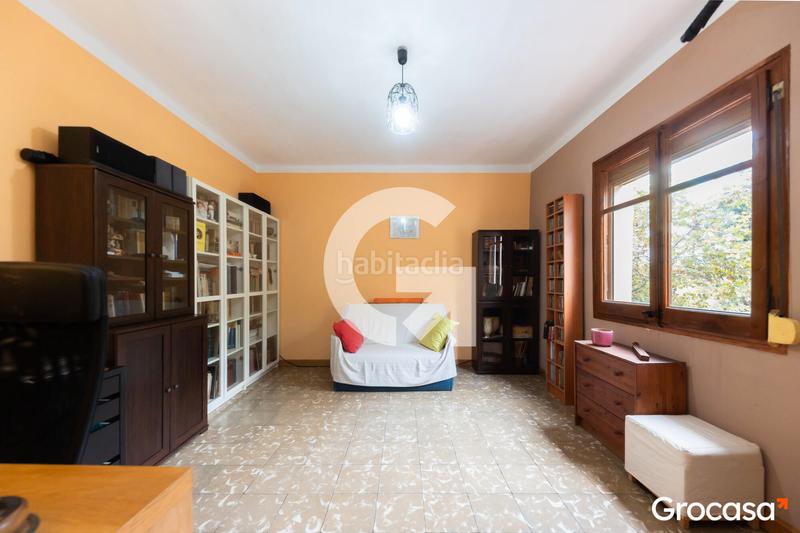 Foto fc686cf1-2b65-4a88-93a7-c529f1b58c82. Piso  exterior en fabra i puig en Horta Barcelona