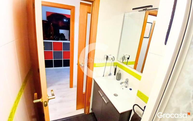 Foto 1004cdc5-ef3c-41de-a5e6-a27262e5533e. Ático luminoso ático ! en Cunit residencial Cunit