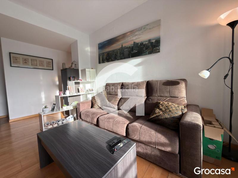 Foto 06dcbdff-7e4e-47cd-8e76-b4fe31116abd. Pis amb calefacció aparcament piscina a Via Europa - Parc Central Mataró