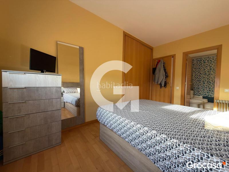 Foto 9265044b-8821-4e2d-8573-19e341eb726e. Pis amb calefacció aparcament piscina a Via Europa - Parc Central Mataró