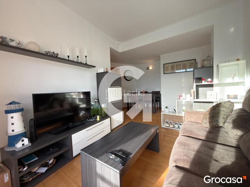 Foto cf94c5b2-fe84-4f72-8707-9b8022b4ef67. Pis amb calefacció aparcament piscina a Via Europa - Parc Central Mataró