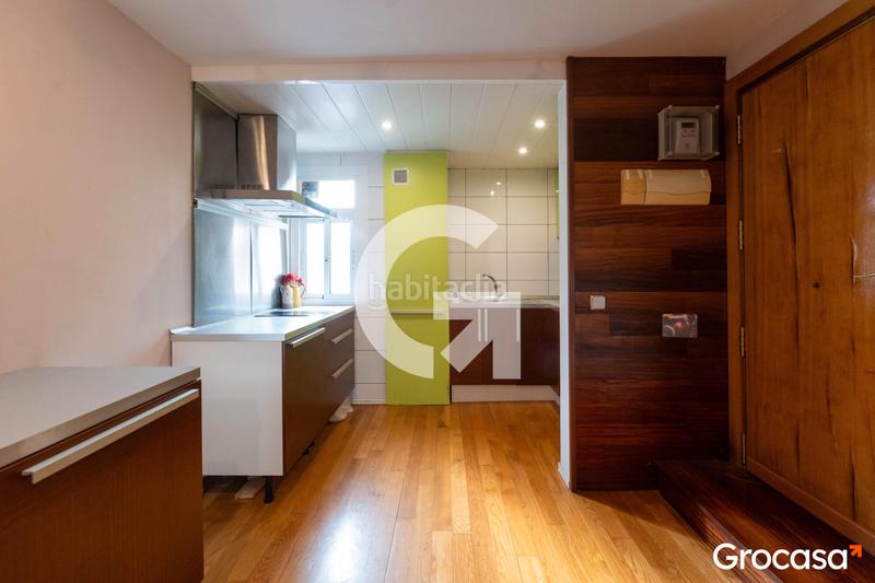 Foto 6daf18c6-87ec-46a3-aa19-ada4f3bcc3b5. Piso atico para entrar a vivir en El Raval Santa Coloma de Gramenet