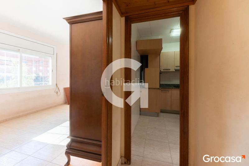 Foto 5a1e1355-b59a-4d86-9bd2-20b5caaabda2. Pis amb calefacció a Diagonal-Colomeres Gavà