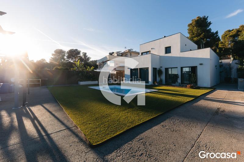 Foto 969c2147-a81b-4cc6-ba1e-ffcbee8c8183. Haus mit heizung parking pool in Corbera de Llobregat