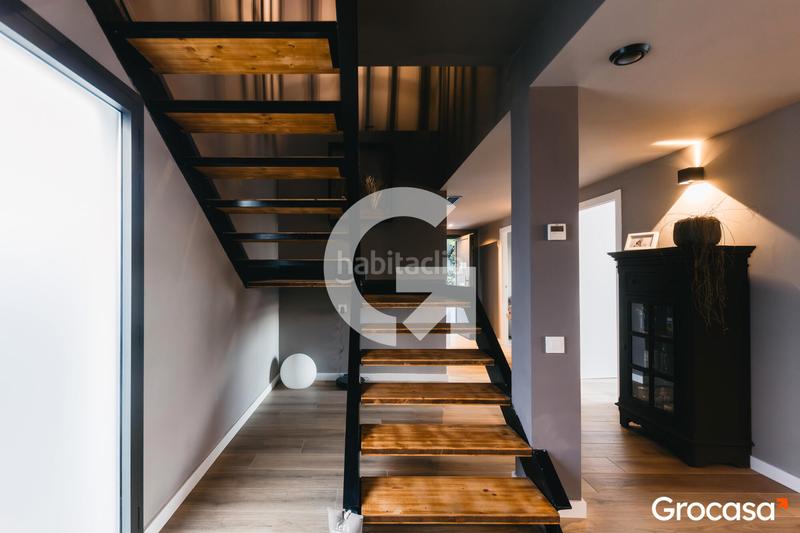 Foto a2c9527c-411c-4104-bd56-61b29d927303. Haus mit heizung parking pool in Corbera de Llobregat