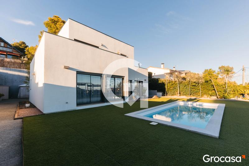 Foto aa66afb4-788d-4fb1-849e-e83deb6ebdeb. Haus mit heizung parking pool in Corbera de Llobregat