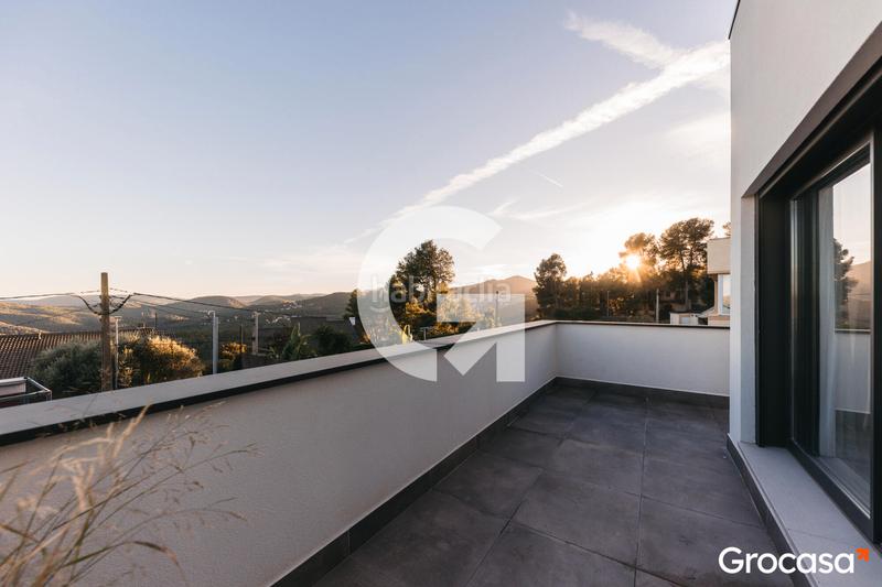 Foto e9109d97-5ca7-44c4-82c6-dc4a92172f87. Haus mit heizung parking pool in Corbera de Llobregat