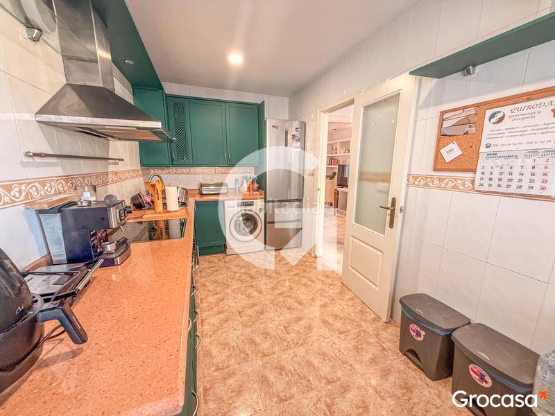 Foto 7ea3c4f4-db48-45f5-814d-586cf3dd0f4a. Maison avec parking piscine dans Viña Málaga Torre del Mar