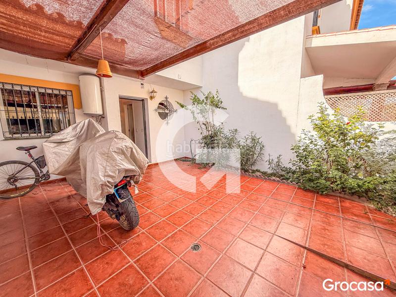 Foto abdf4a3d-232a-45c7-85eb-10405ddb6200. Maison avec parking piscine dans Viña Málaga Torre del Mar