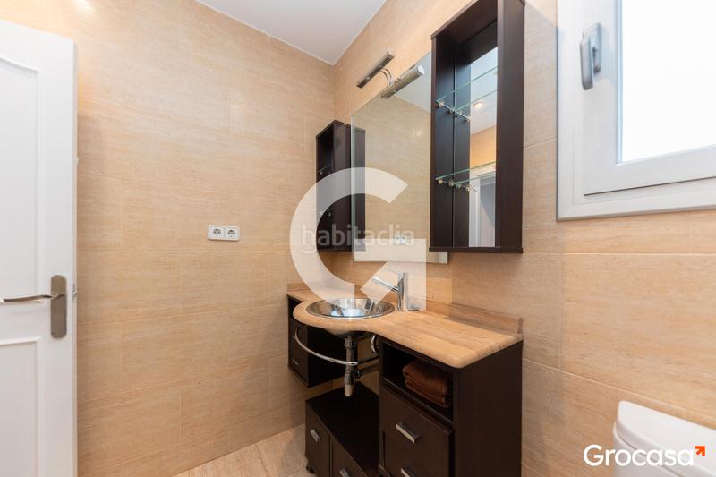 Foto 014e9954-f926-46f8-9d3a-9f027e9a5552. Duplex con riscaldamento in Horta Barcelona