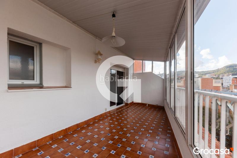 Foto 39abeecd-8b18-45bf-835a-7bbe79700cff. Duplex con riscaldamento in Horta Barcelona