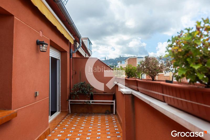 Foto 42b96d5b-f6ac-42c8-a703-cfacaefc6803. Duplex con riscaldamento in Horta Barcelona