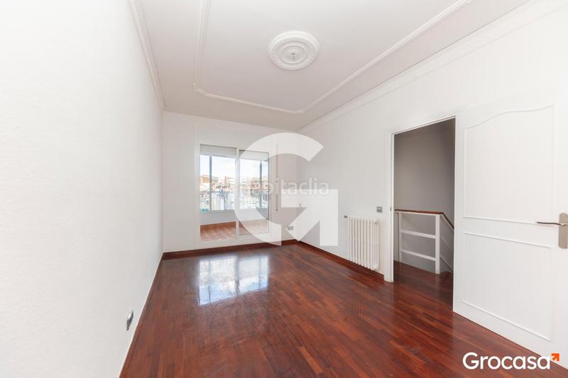 Foto 5899b0a2-5322-4dcf-81bb-60c144c502da. Duplex con riscaldamento in Horta Barcelona