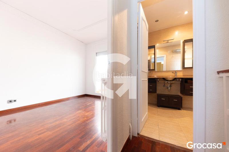 Foto 6a3a14a3-064a-417d-b28e-4f367a11fd0c. Duplex con riscaldamento in Horta Barcelona