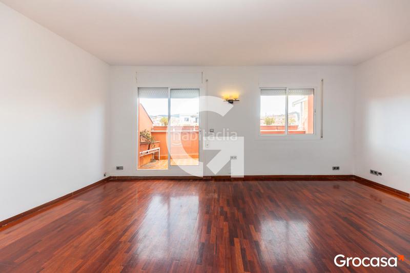 Foto 6e441d66-aab2-4436-8f59-50e4b37fdbed. Duplex con riscaldamento in Horta Barcelona