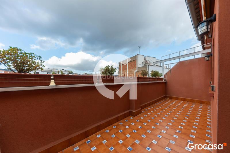 Foto 731f7008-5de1-445f-b2bf-84da6dd0994c. Duplex con riscaldamento in Horta Barcelona